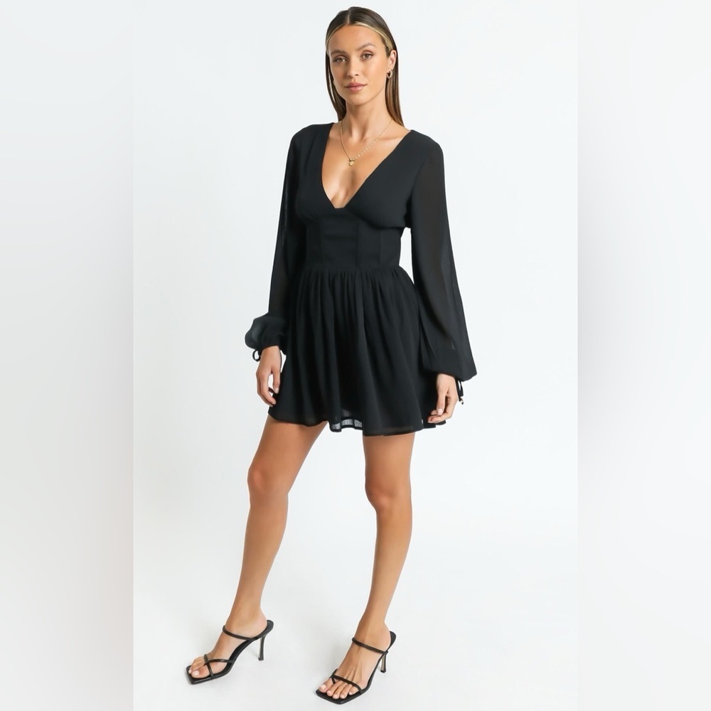 Revolve Showpo Calista Mini Dress in Black Size 6